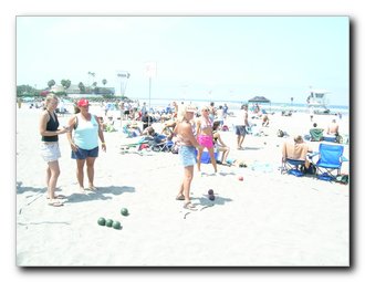 beach-bocce-ball-091 - Click to enlarge